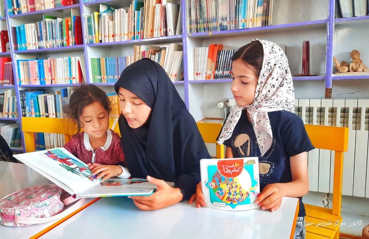 رونمایی از ۶ هزار کتاب و اسباب‌بازی در کانون پرورش فکری همدان
