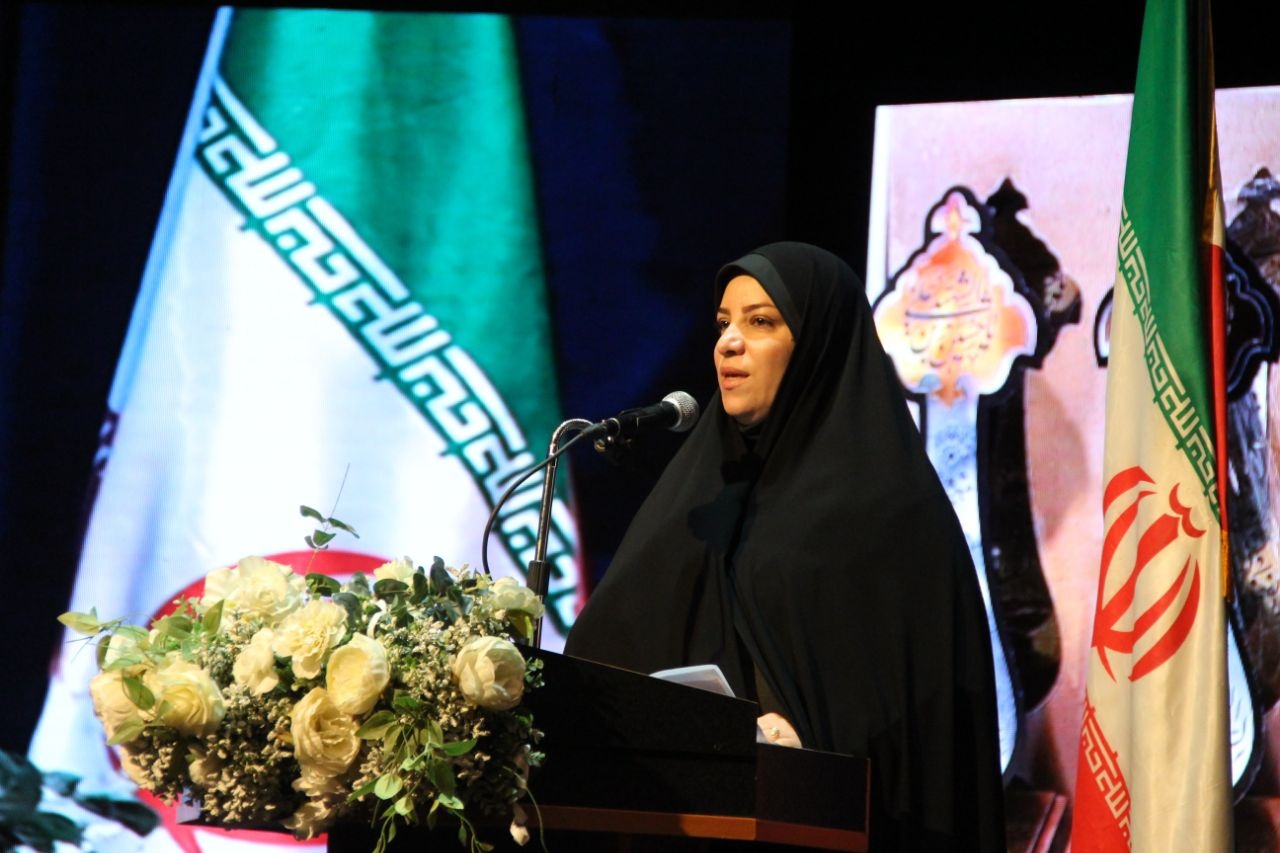 شاعران آیینی وارثان سنت محتشم و عمان‌ هستند