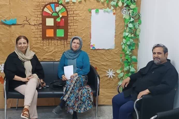 پاتوق هفتگی «شعر و داستان کودک» در کتابخانه مرکزی بجنورد راه‌اندازی شد