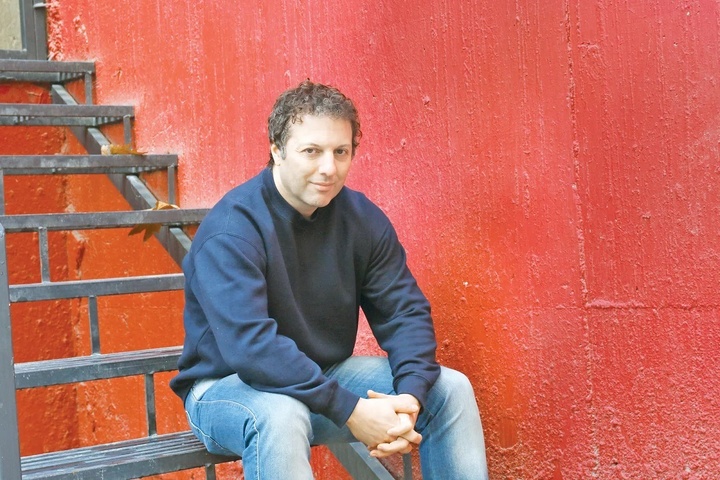 تاریخ بدانید تا تاریخ اکنون خویش را بنویسید