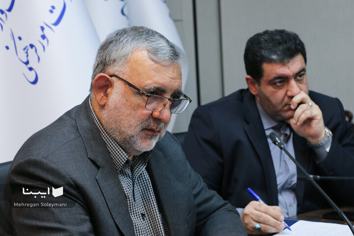 نشست هم‌اندیشی و برنامه‌ریزی جشنواره ضرباهنگ چاپ