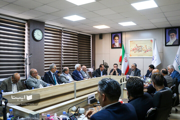 نشست هم‌اندیشی و برنامه‌ریزی جشنواره ضرباهنگ چاپ