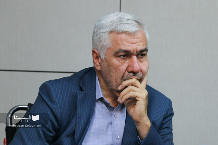 نشست هم‌اندیشی و برنامه‌ریزی جشنواره ضرباهنگ چاپ