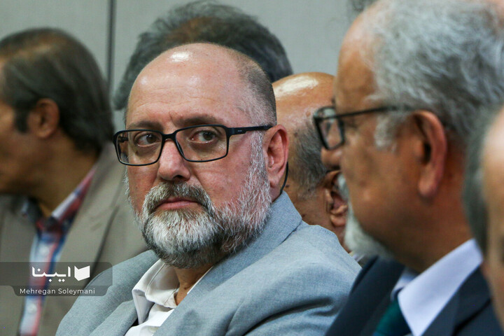 نشست هم‌اندیشی و برنامه‌ریزی جشنواره ضرباهنگ چاپ