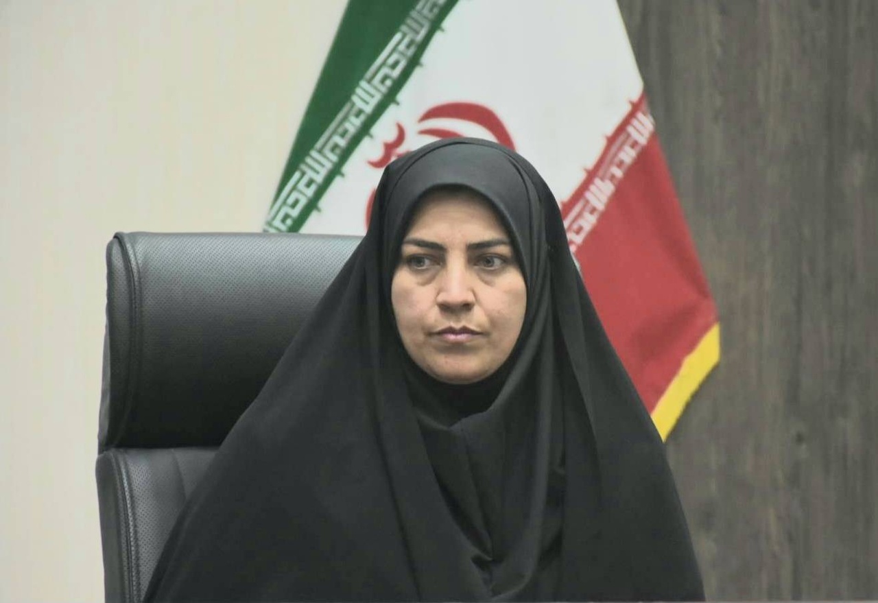 اداره کتابخانه‌های عمومی خرامه به بانوی کتابدار سپرده شد