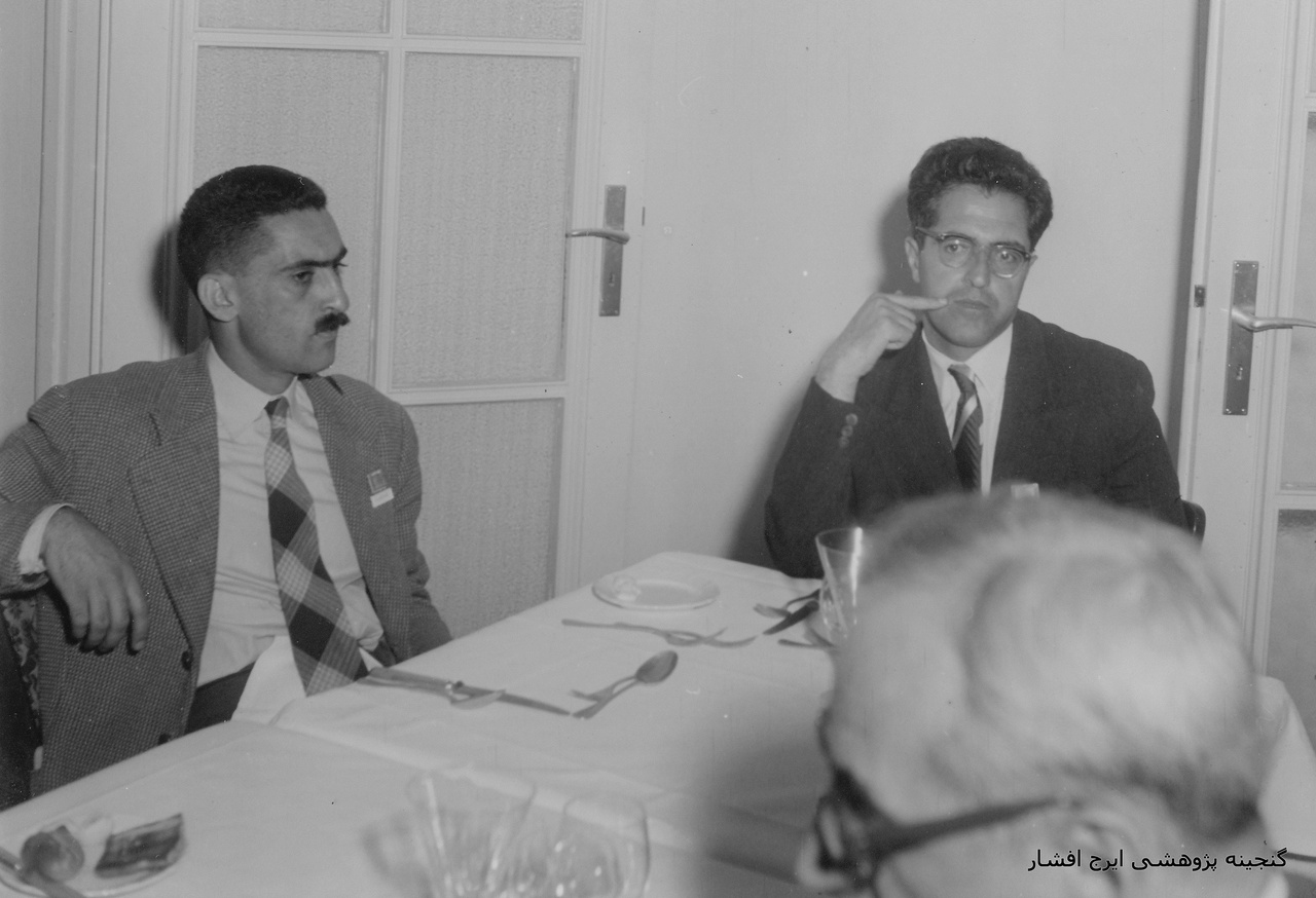 مشتری پروپاقرص کتابفروشهای دورهگرد