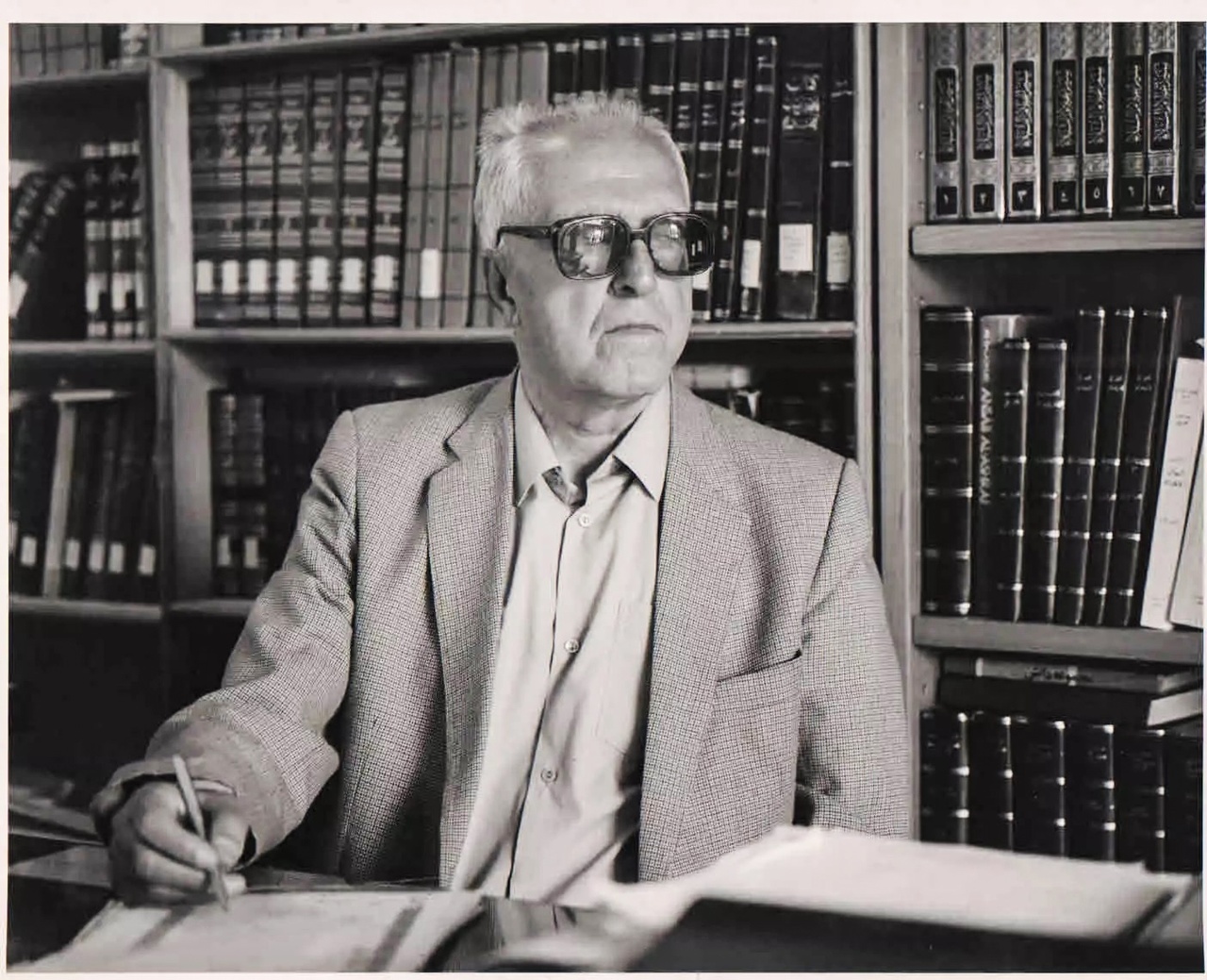 مشتری پروپاقرص کتابفروش‌های دوره‌گرد