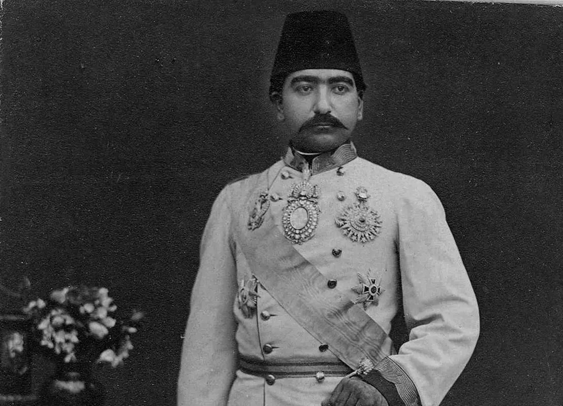 این چوبه دار را به یادگار نگه دارید