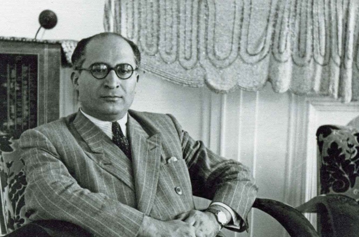 وقتی کلاه پهلوی جای عمامه را گرفت