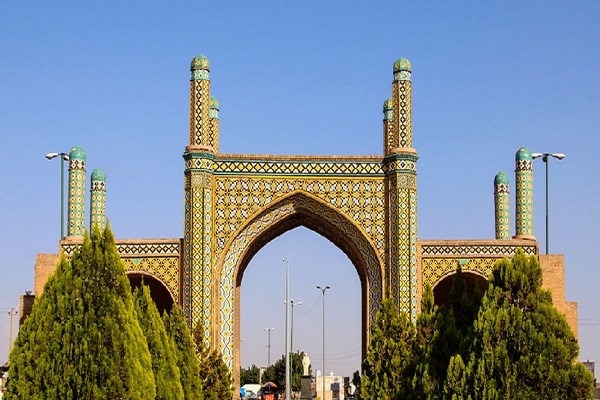 نبود خانه شعر؛ چالش پنهان ادبیات قزوین/ لزوم ایجاد مسیر تازه برای بالندگی فرهنگی استان