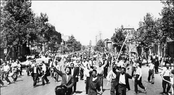 تصویری از چماقداران کودتای ۲۸ مرداد ۱۳۳۲