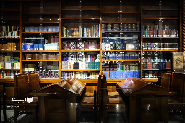 آرامگاه بوعلی‌سینا