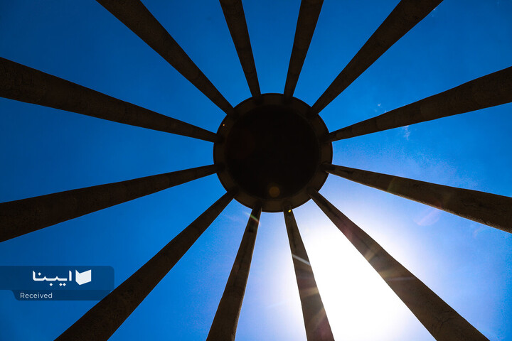 آرامگاه بوعلی‌سینا