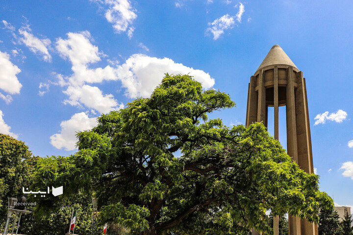 آرامگاه بوعلی‌سینا