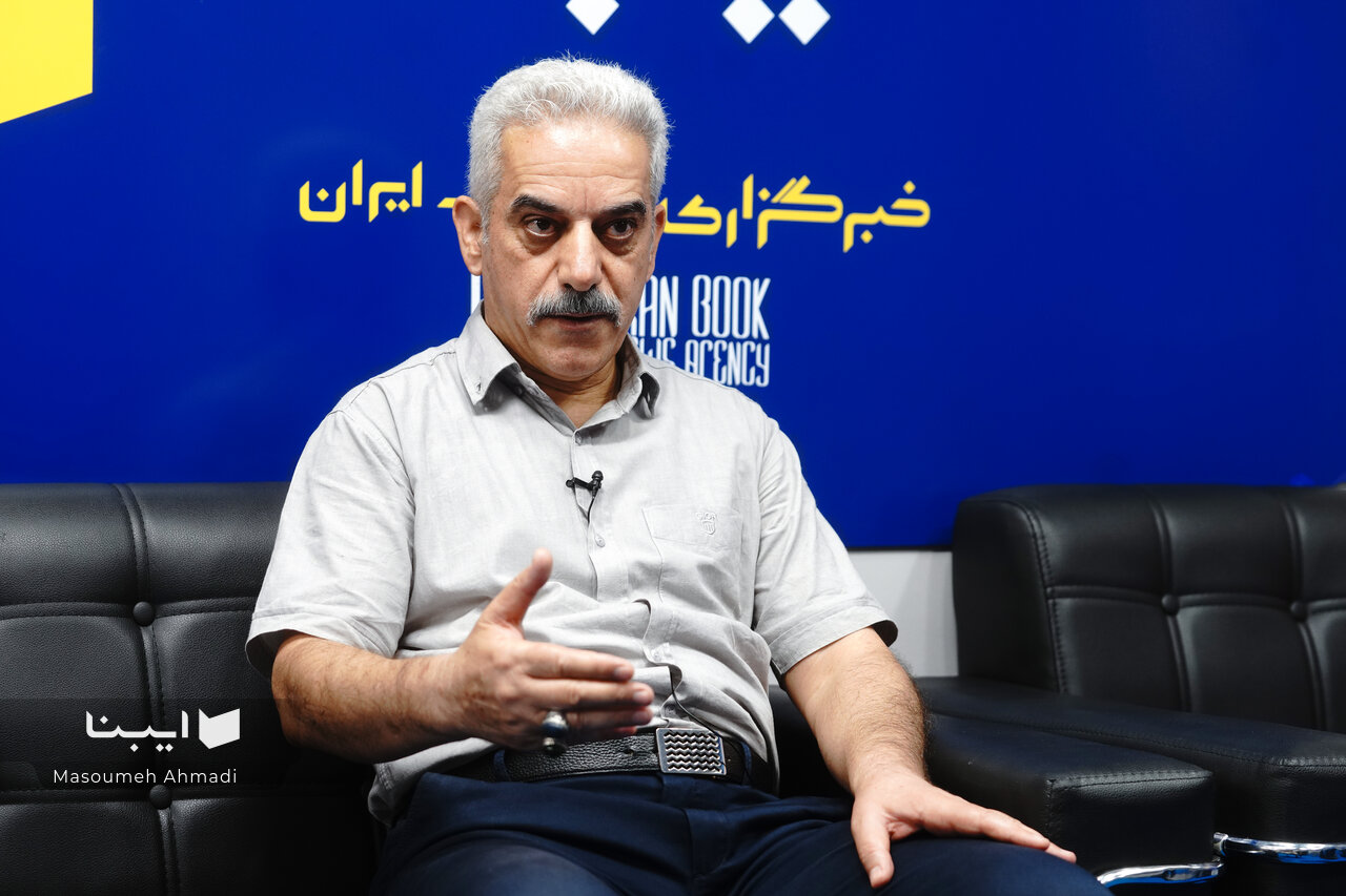 مصدق مردمگرای ملتباور