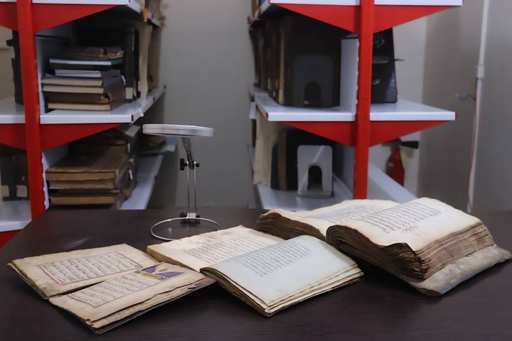 ساماندهی بخش نسخ خطی کتابخانه میرفندرسکی