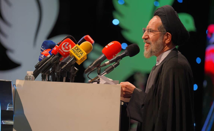 کاغذهای کوچک سیگار که به کتاب تبدیل شد