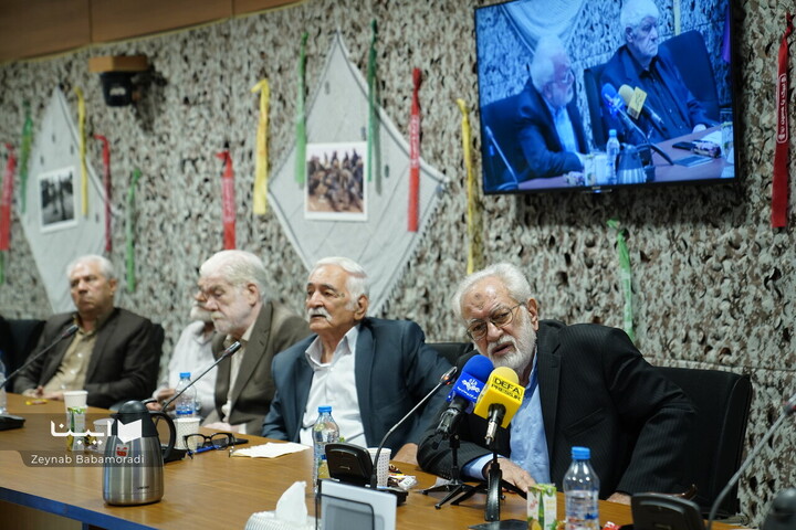 کتاب «راه‌یافتگان روح‌الله؛ نامه‌ها و اسناد اسرای عراقی»