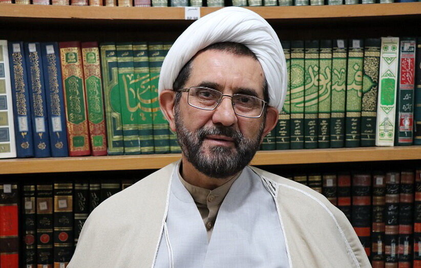 فراتر از محیط و زمانه خویش