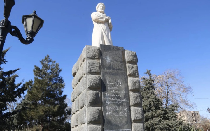 خرد ایرانی در برابر لوگوس یونانی