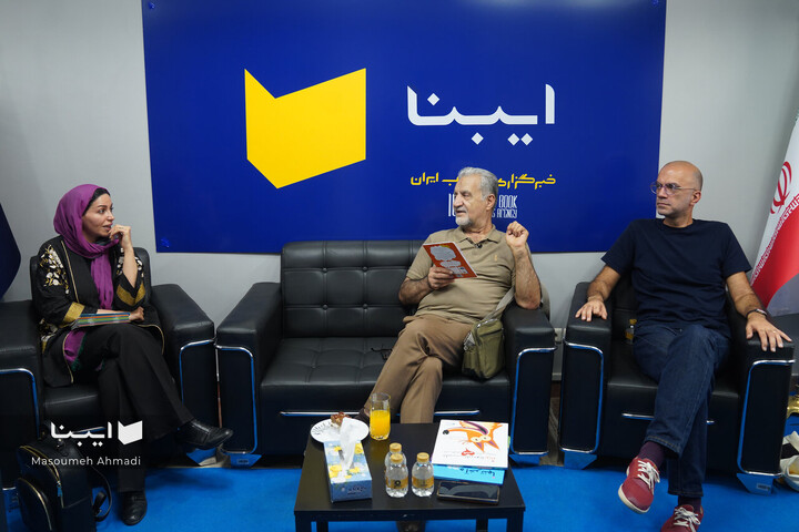 نشست ارزیابی کتاب‌های کودک با محوریت آموزش الفبا