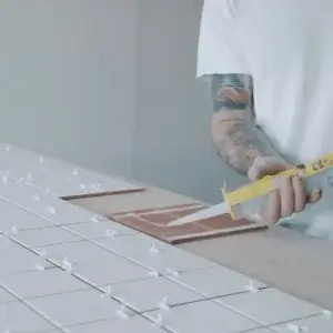 با بهترین چسب‌های کاشی و سرامیک آشنا شوید