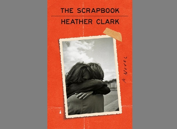 کلارک مرز میان پژوهش و تخیل ادبی را درمی‌نوردد