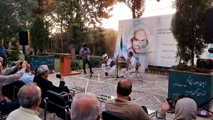 بزرگداشت امید شعر ایران برگزار شد/ تلاش برای ثبت بزرگداشت «اخوان ثالث»