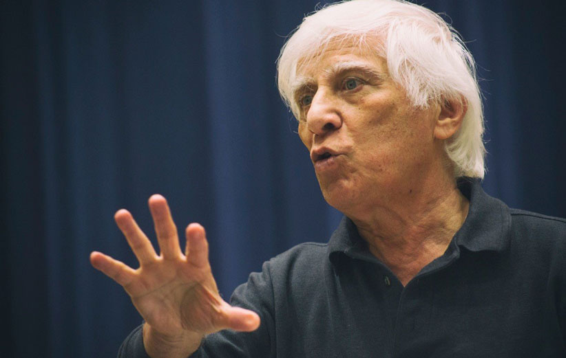 بهرام بیضایی نسبت به توهین به شاهنامه و فردوسی چه واکنشی نشان داد؟