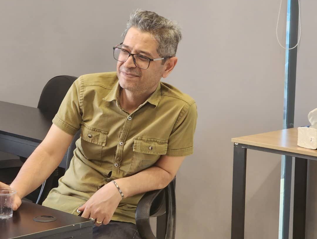 هیچ‌گاه این‌قدر از حماسه دور و به کمدی شبیه نبودیم