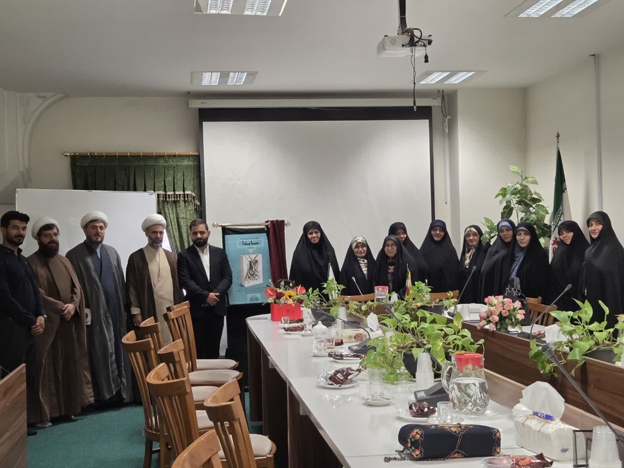 نقش‌های بانوان در عصر حاضر بسیار متنوع و تاثیرگذار است/ تاکید رمان «سایدا» بر قدرت زندگی