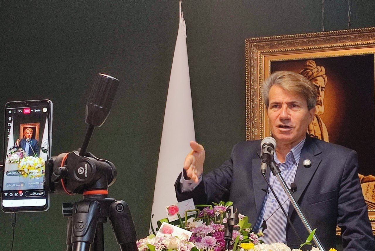 کتاب «جهانی ستایند ایران من»؛روایتی از افتخارات فراموششده ایران است