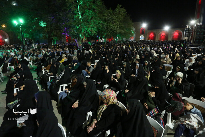 آیین رونمایی از تقریض رهبری بر کتاب «پاسیادِ پسر خاک»