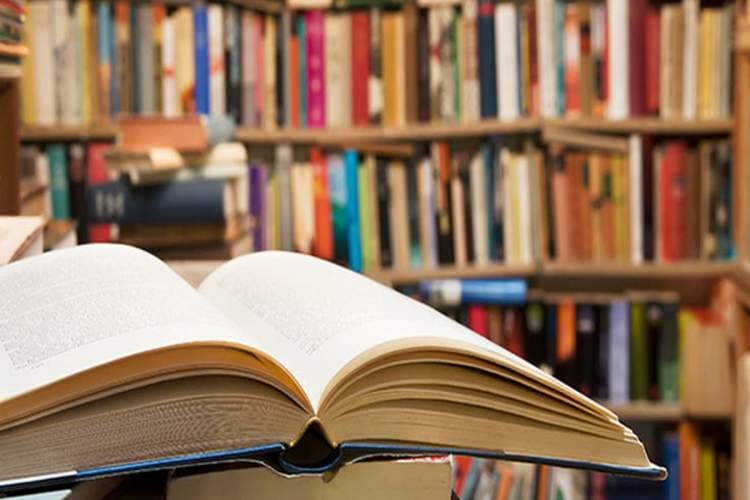 برخی بلاگرها بازار کتاب را هدایت می‌کنند