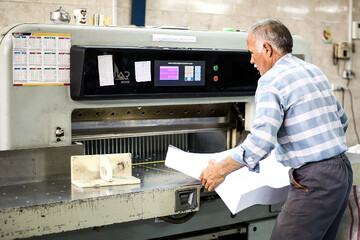 بازار ملزومات کتاب همچنان در تب و تاب