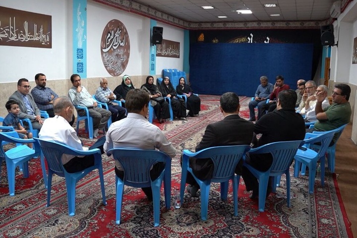 آغاز به‌کار «حلقه ادبی چراغ» در شیراز