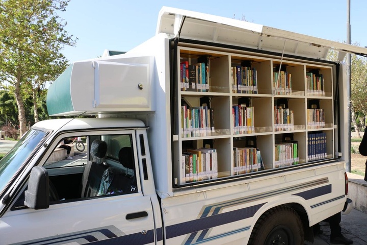 کتابخانه سیار در روستاهای محروم لنده راه‌اندازی می‌شود
