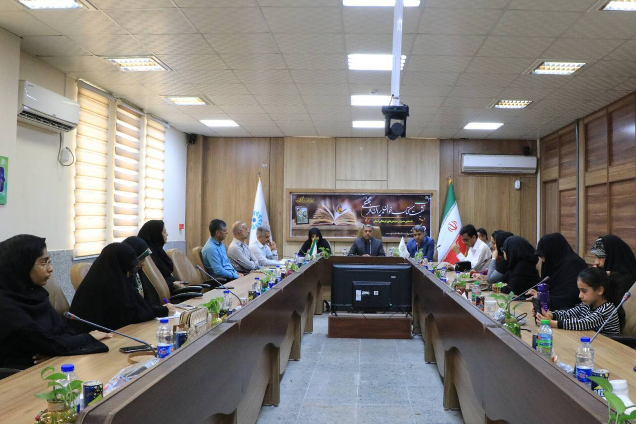 «نشست‌های کتابخوان» فرصتی برای گسترش فرهنگ مطالعه است