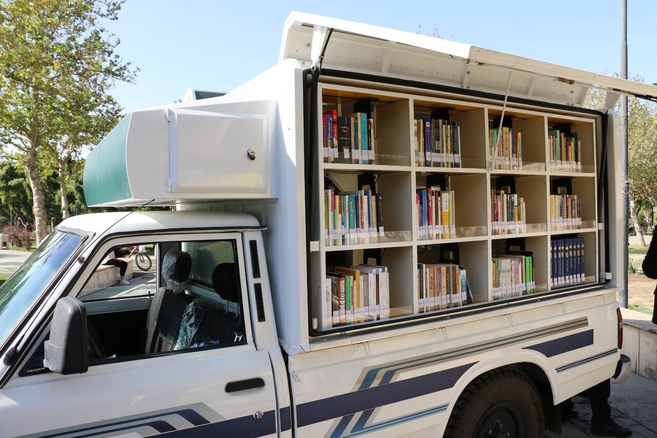 افزوده شدن سه کتابخانه سیار به ناوگان فرهنگی استان البرز