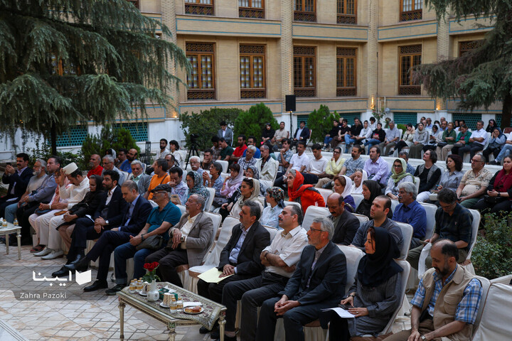 «شب آتشکده‌ها»