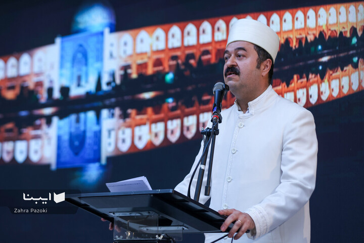 «شب آتشکده‌ها»