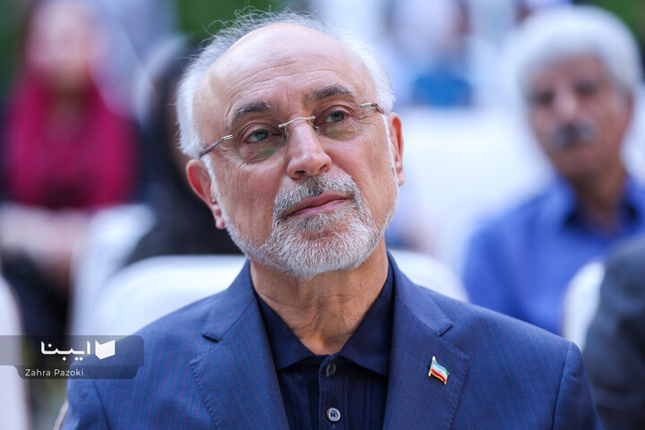 «شب آتشکده‌ها»