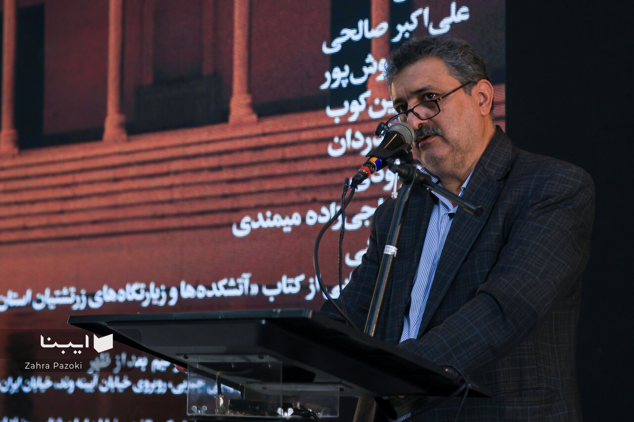 پاسبانی از آتش فرهنگ ایران وظیفه هر ایرانی است