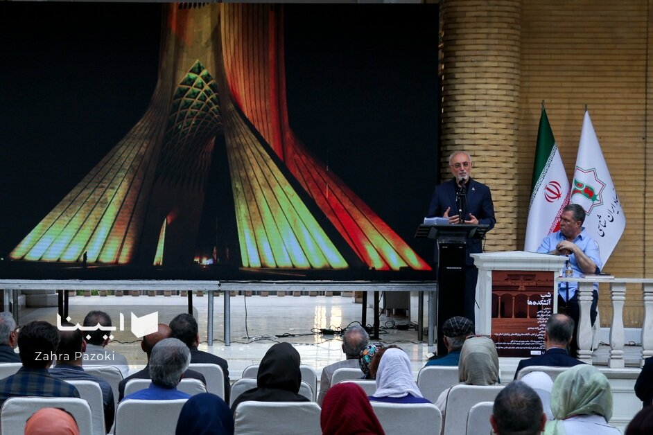 پاسبانی از آتش فرهنگ ایران وظیفه هر ایرانی است