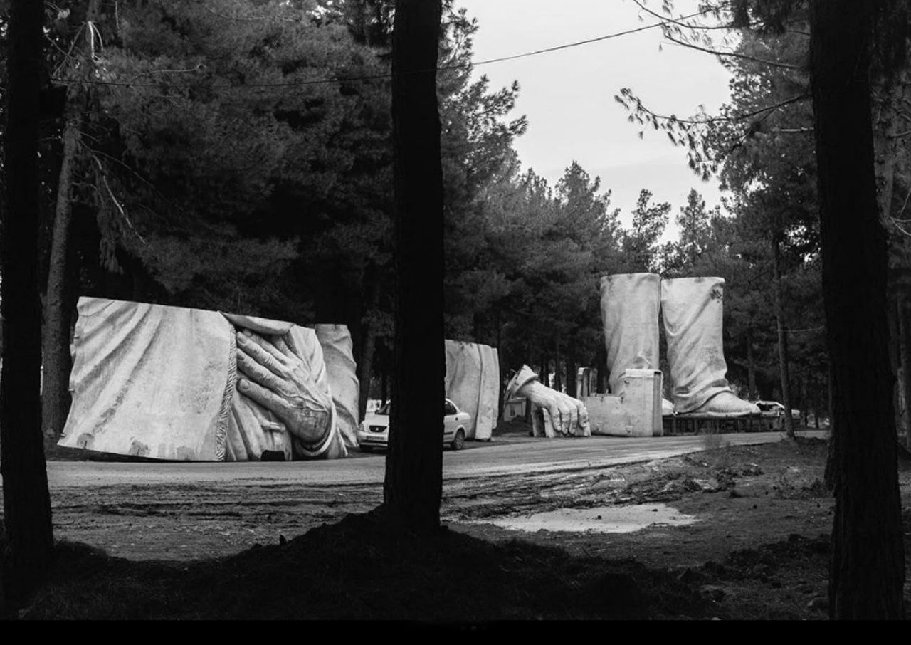 مشهد چشمانتظار نصب مجسمه فردوسی/ شاهنامه پژوهان درباره مکان سازه چه میگویند؟