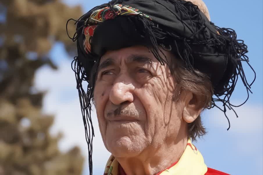 «همچو مرخ»؛ برگی از زندگی نویسنده کرمانجی