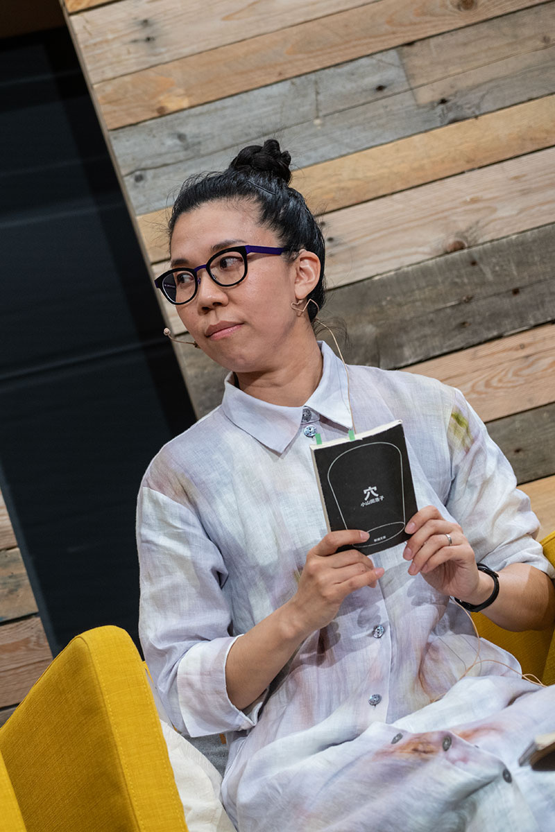 کاوشگرِ بیگانگی مدرن در «کارخانه» و «گودال»