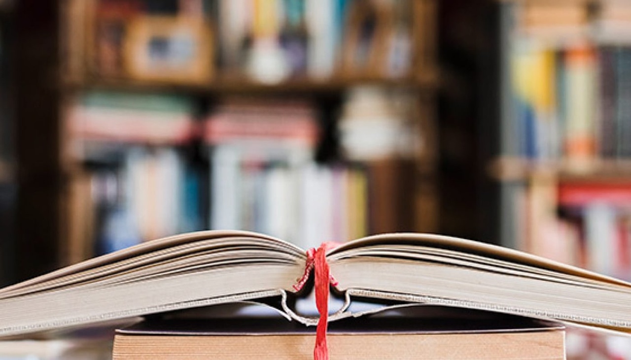 فَروَهَر؛ کتابفروشی‌ای به قدمت یک عهد