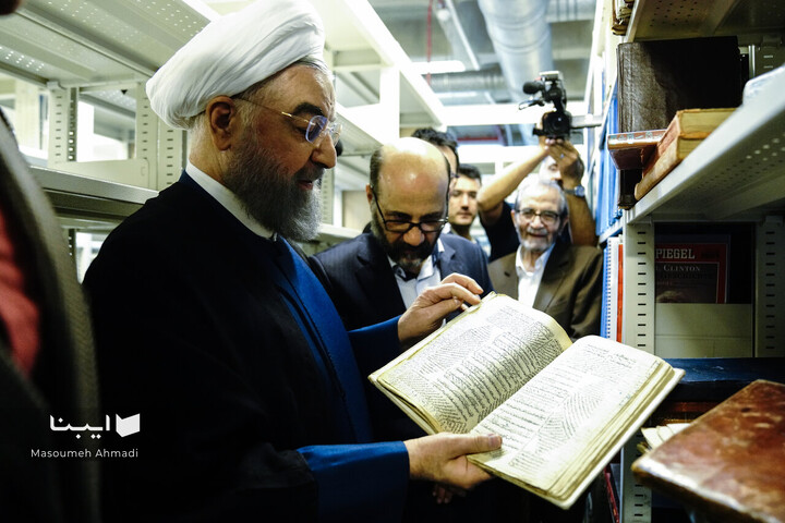 بازدید حسن روحانی از سازمان اسناد و کتابخانه ملی