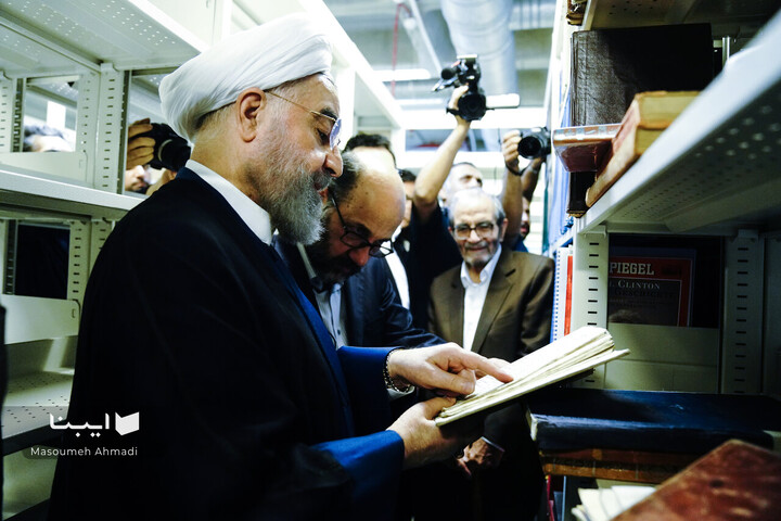 بازدید حسن روحانی از سازمان اسناد و کتابخانه ملی